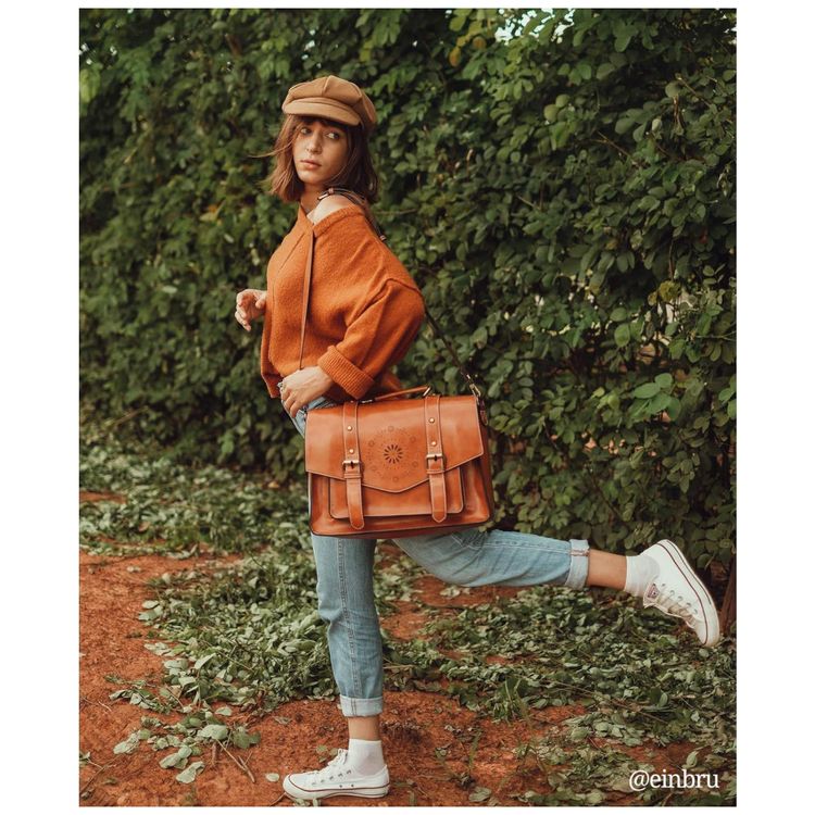 Bolsa-Pasta-de-Couro-Vegano-para-Laptop-Feminina-ECOSUSI-foto-1
