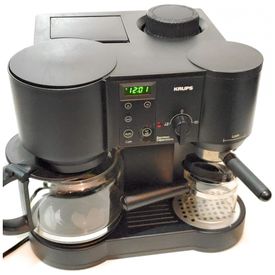 Maquina-de-cafe-expresso-Il-Caffe-Bistro-10-xicaras-de-cafe-foto-0