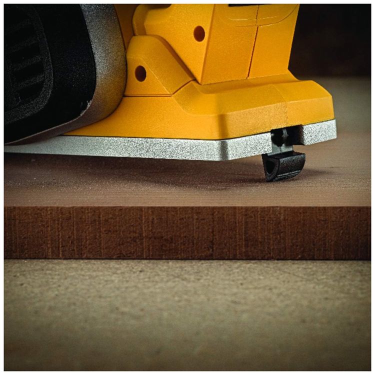 Plaina-sem-Escova-30000-min-20V-DEWALT-DCP580B-Amarelo-foto-4