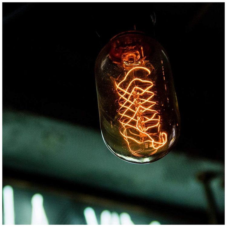 Nova-Lampada-LED-Vintage-800LM-85W-Ambar-2100K-6-Un-foto-3