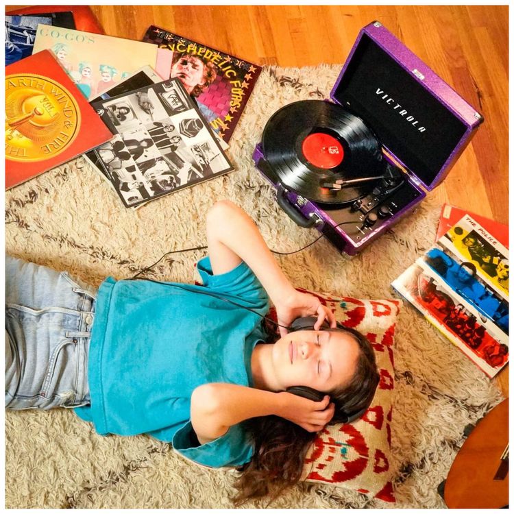 Vitrola-Toca-Discos-3-Velocidades-com-Bluetooth-45-RPM-foto-4