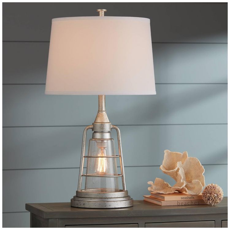 Luminaria-de-Mesa-Vintage-em-Metal-e-Abajur-de-Tecido-foto-2