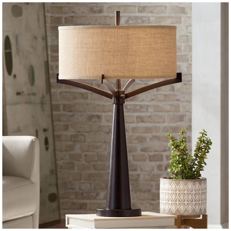 Luminaria-de-Mesa-Vintage-em-Metal-e-Abajur-de-Tecido-foto-1