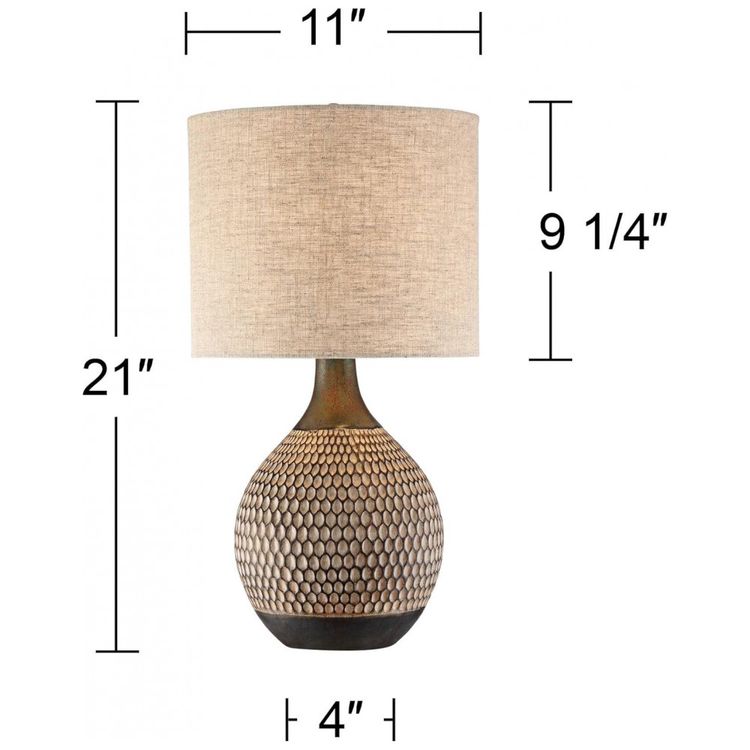 Luminaria-de-Mesa-Classica-em-Metal-e-Abajur-de-Tecido-360-foto-5