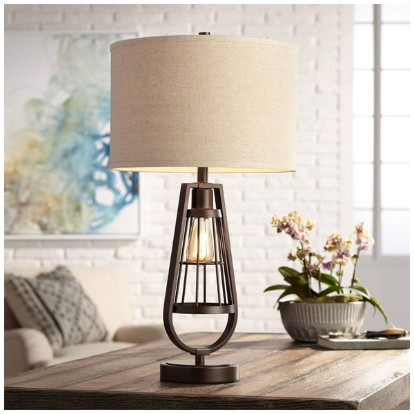 Luminaria-de-Mesa-Vintage-em-Metal-e-Abajur-de-Tecido-foto-0