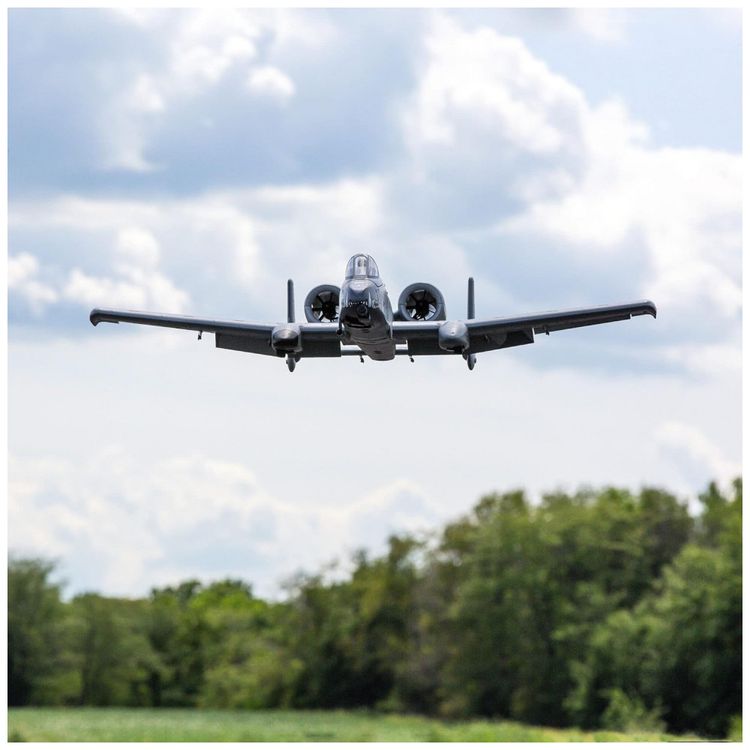 Aviao-de-Controle-Remoto-A10-2.4G-Design-Idade-Recomendada-foto-4
