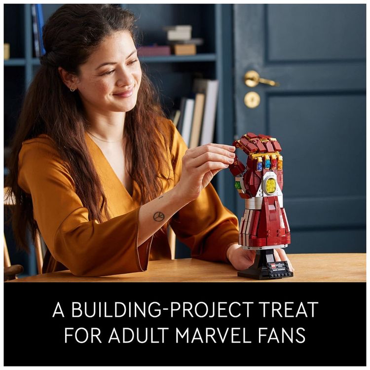 Kit-de-Construcao-Marvel-Mao-de-Tanos-680-Pecas-LEGO-foto-5