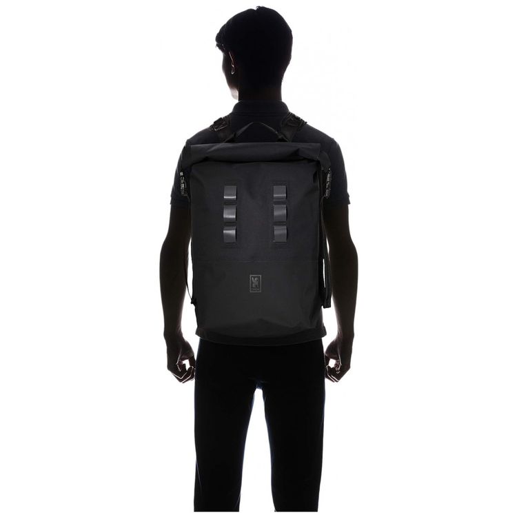 Mochila-Unissex-para-Laptop-20L-CHROME-Preto-foto-4