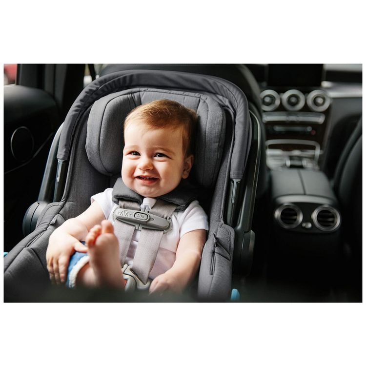 Cadeira-de-Bebe-para-Carro-Uppa-Baby-dan-com-Base-de-foto-4