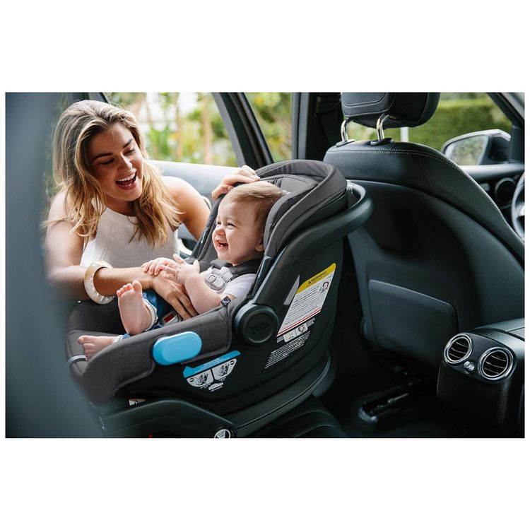 Cadeira-de-Bebe-para-Carro-Uppa-Baby-dan-com-Base-de-foto-5