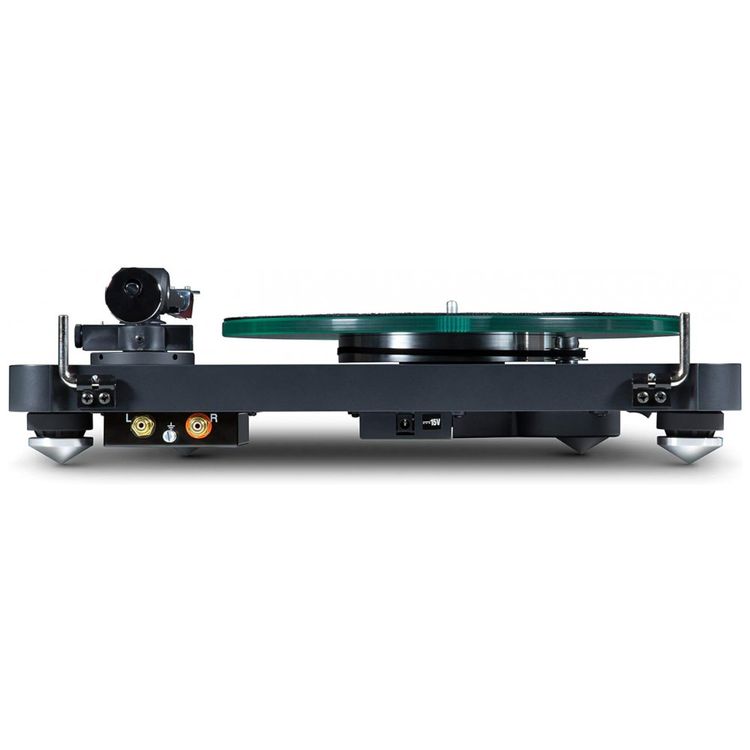 NAD-C-588-Turntable-foto-1