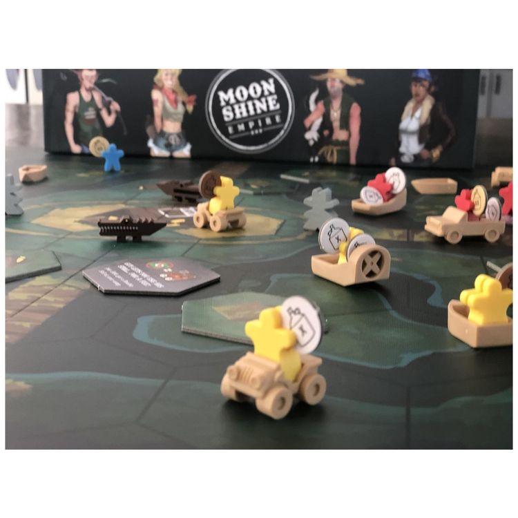Moonshine-Empire-Jogo-de-Estrategia-2-Jogadores-Para-foto-3