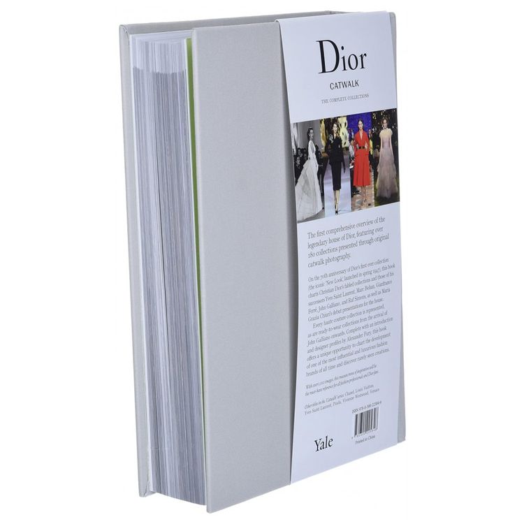 Dior-As-colecoes-1947-2017-Passarela-Capa-Dura-em-Ingles-foto-3