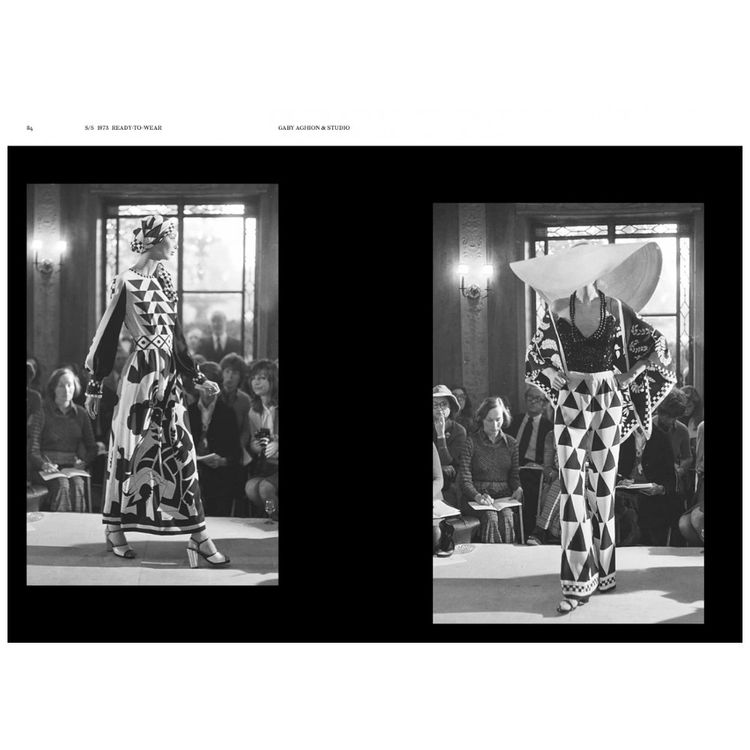 Chloe-As-colecoes-completas-Catwalk-com-Capa-Dura-em-foto-2