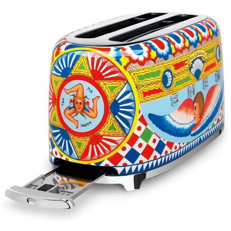 Torradeira-Eletrica-de-4-Fatias-Dolce-and-Gabbana-Smeg-em-foto-4