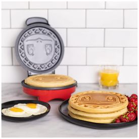 Maquina-de-Waffle-900W-110V-Uncanny-Brands-Pokemon-foto-0
