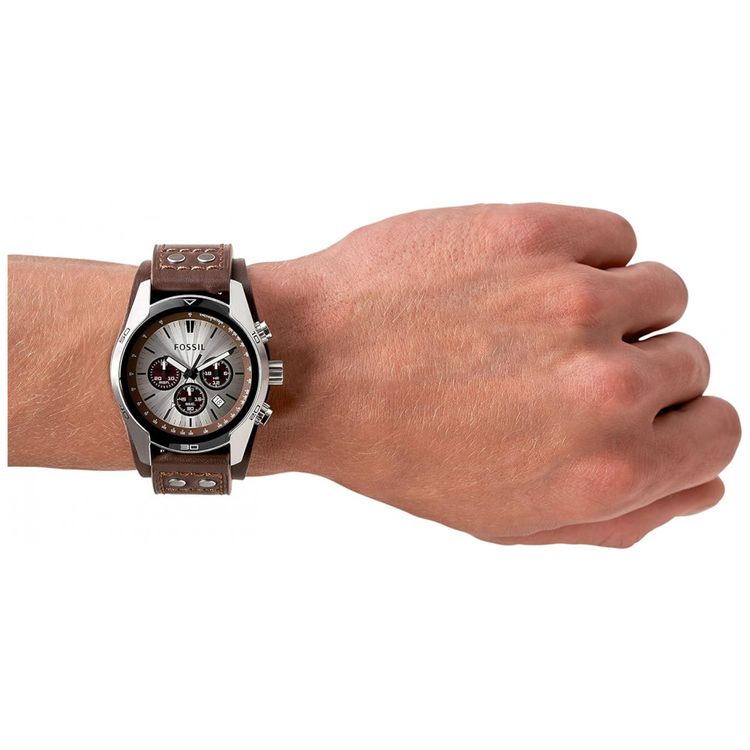 Relogio-Masculino-Analogico-de-Quartzo-com-Pulseira-de-Couro-foto-4