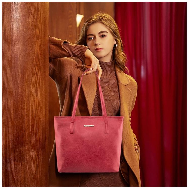 Bolsa-de-Ombro-Feminina-em-Couro-Sintetico-com-Carteira-foto-1