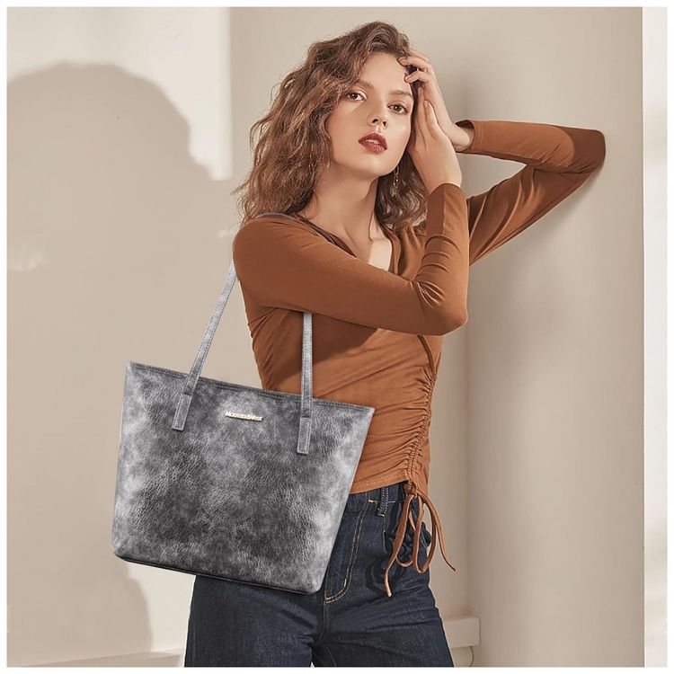 Bolsa-de-Ombro-Feminina-em-Couro-Sintetico-com-Carteira-foto-2
