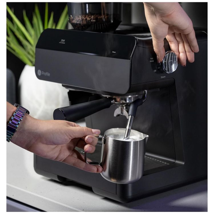Maquina-de-Cafe-Expresso-Semi-Automatica-15-Bar-com-15-foto-4