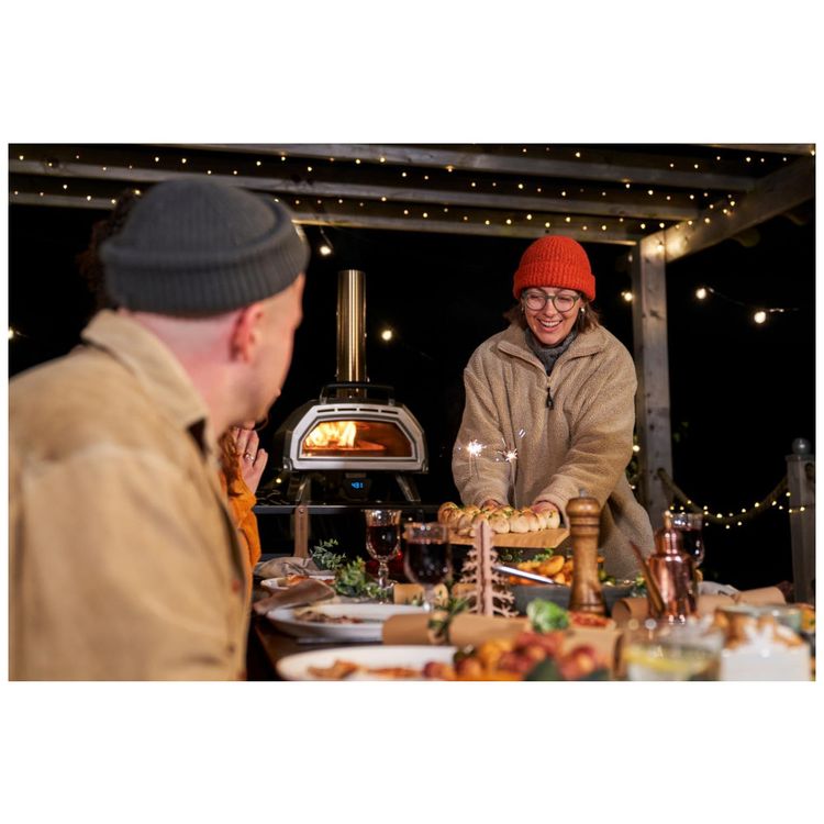 Forno-de-Pizza-a-Lenha-e-Carvao-Portatil-OONI-Preto-foto-4