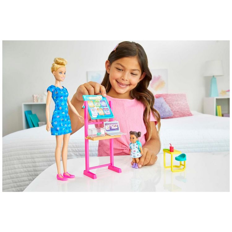 Boneca-Barbie-Carreiras-e-Playset-Tema-do-Professora-com-foto-1
