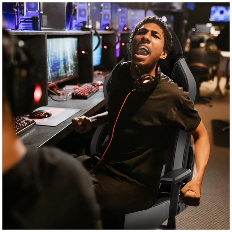 Cadeira-Gamer-Reclinavel-e-Giratoria-com-Apoio-de-Braco-3D-foto-1