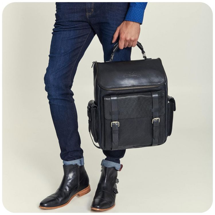 Mochila-Masculina-para-Laptop-de-Couro-VELEZ-Preto-foto-3