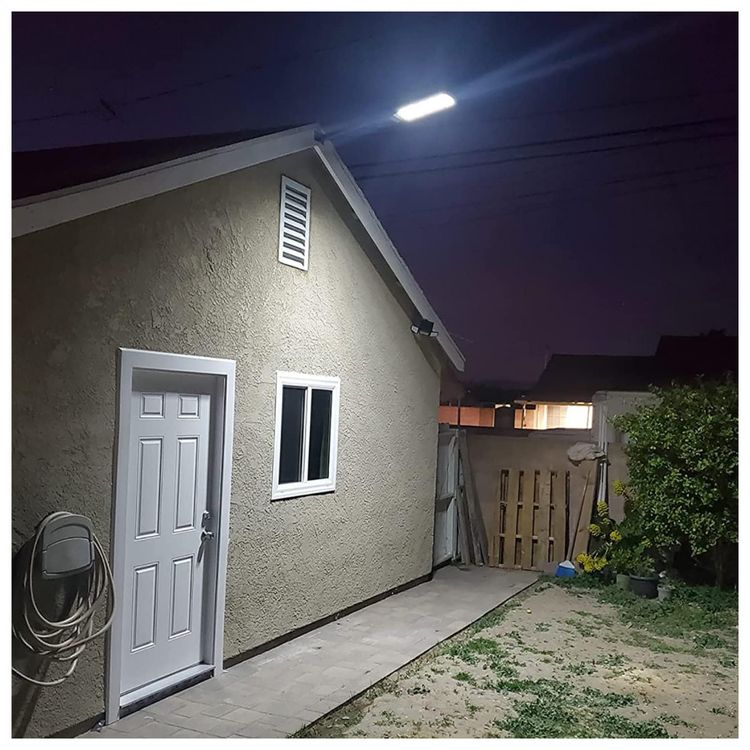Luminaria-Solar-Externa-30000-Lumens-240-LEDS-com-Sensor-de-foto-2