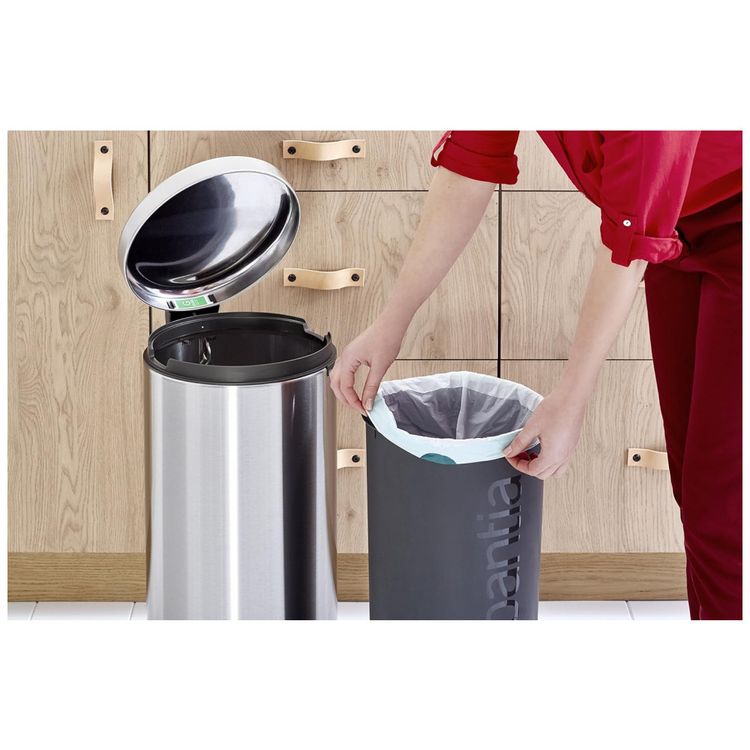 Lixeira-de-Cozinha-30-Litros-com-Fechamento-Suave-e-Balde-foto-2