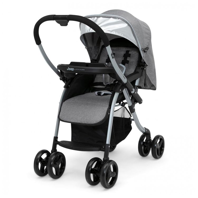 Carrinho-de-Bebe-para-Passeio-com-Alca-Reversivel-Delta-foto-4