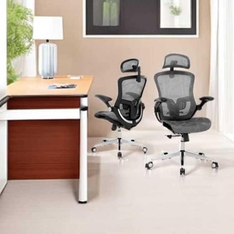 Cadeira-de-Escritorio-Ergonomica-Giratoria-com-Apoio-de-foto-1