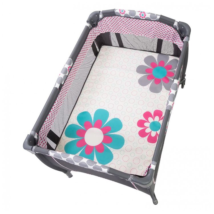 Berco-Cercado-Portatil-com-Dossel-e-2-Brinquedos-de-Pelucia-foto-3