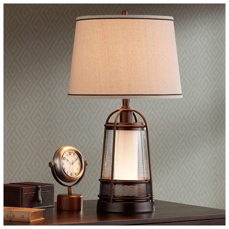 Luminaria-de-Mesa-Vintage-em-Metal-e-Abajur-de-Tecido-foto-2