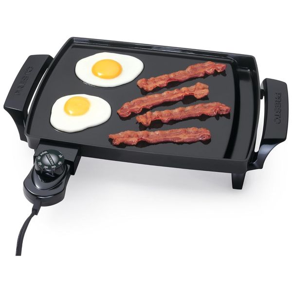 Grelhador Elétrico com Superfície de Cozimento Antiaderente de Cerâmica sem PFAS e Bandeja Coletora Lateral, 110V 1000W, Presto 07211, Preta