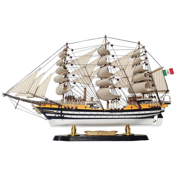 Barco-Decorativo-Amerigo-Vespucci-Imagem-0