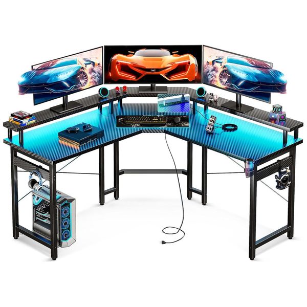 Mesa-Gamer-de-Fibra-de-Carbono-em-Imagem-0