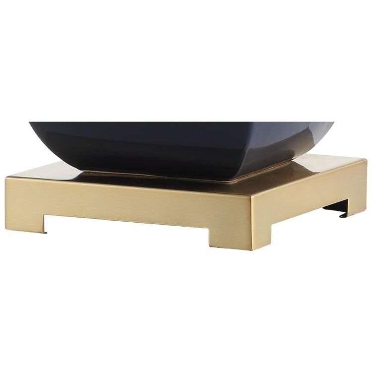 Abajur-Luminaria-de-Mesa-em-Ceramica-Estilo-Contemporanea-Imagem-5