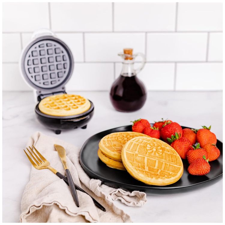 Mini-Maquina-de-Waffles-Tema-Star-Wars-Death-Star-com-Imagem-2