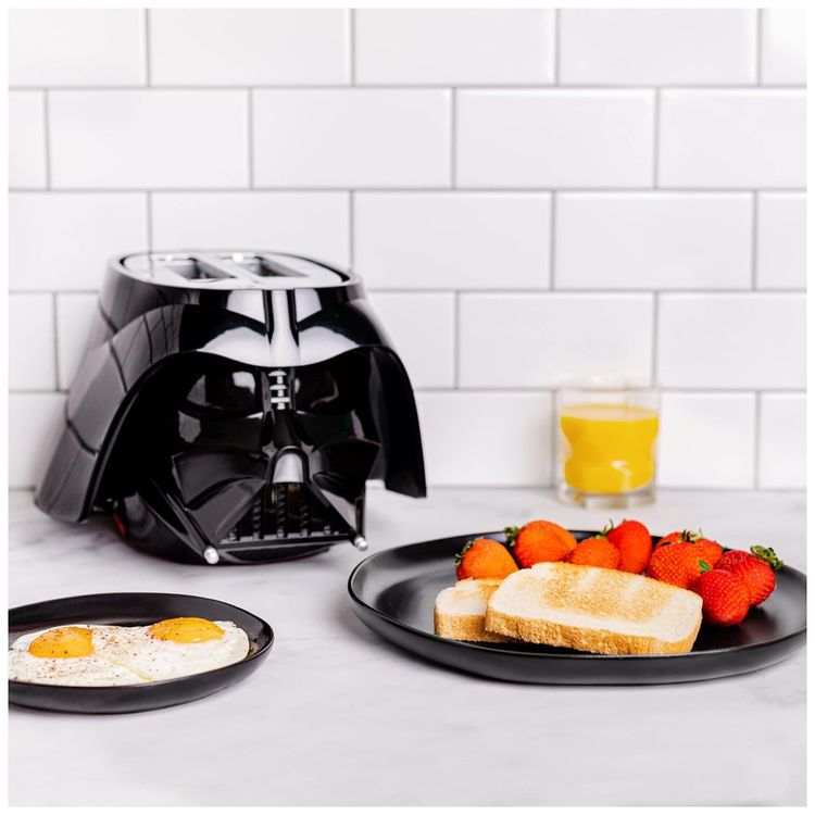 Torradeira-2-Fatias-com-Tema-Star-Wars-Darth-Vader-Acende-Imagem-1