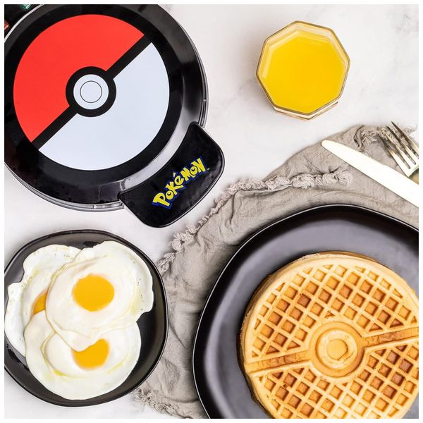 Maquina-de-Waffle-Tema-Pokemon-com-Revestimento-Imagem-0