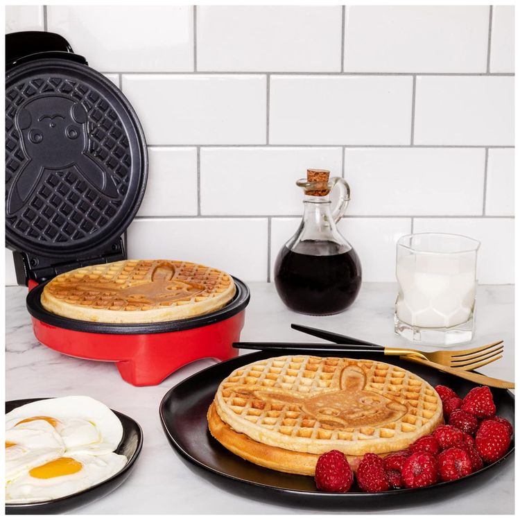 Maquina-de-Waffle-Tema-Pokemon-Pikachu-com-Revestimento-Imagem-1
