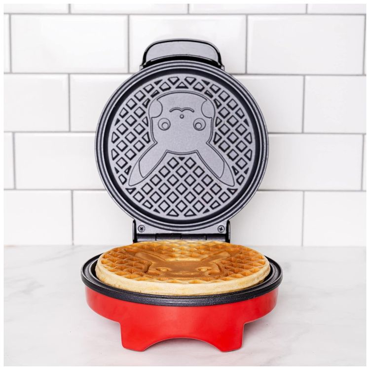 Maquina-de-Waffle-Tema-Pokemon-Pikachu-com-Revestimento-Imagem-3