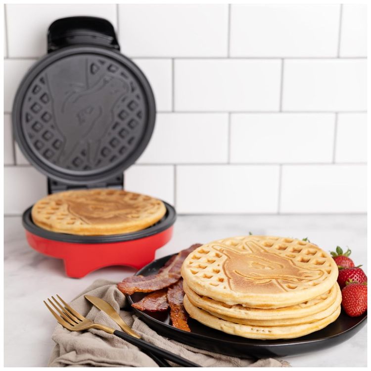 Maquina-de-Waffle-Tema-Pokemon-Charizard-com-Revestimento-Imagem-4