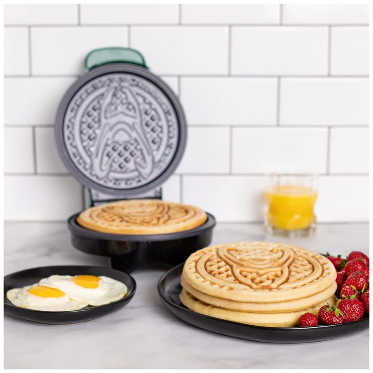 Maquina-de-Waffle-Tema-Marvel-Loki-com-Revestimento-Imagem-5