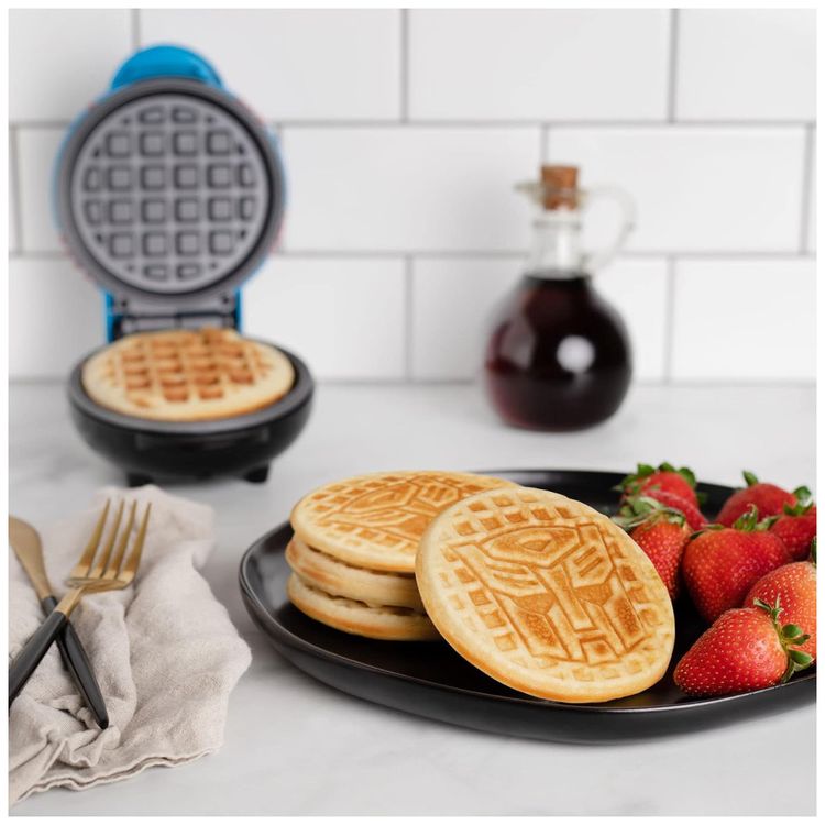 Mini-Maquina-de-Waffle-Tema-Transformers-Autobot-com-Imagem-2
