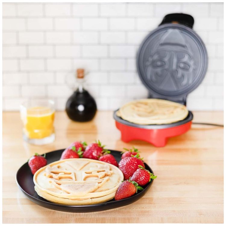 Maquina-de-Waffle-Tema-KISS-com-Revestimento-Antiaderente-Imagem-2
