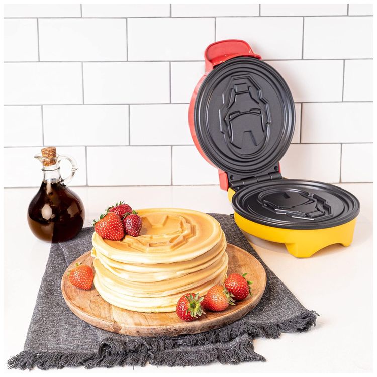 Maquina-de-Waffle-Tema-Homen-de-Ferro-com-Revestimento-Imagem-2