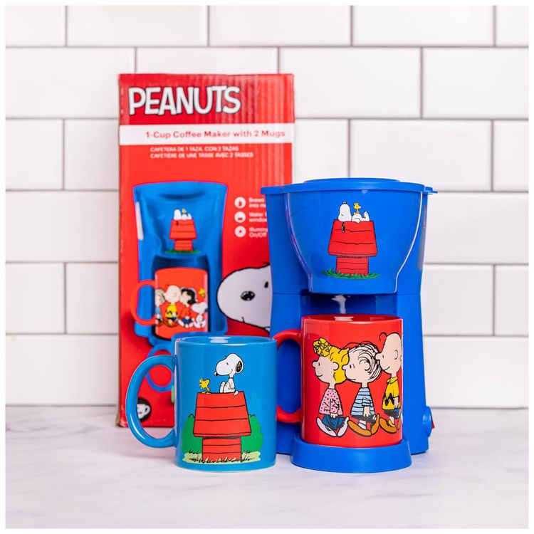 Kit-Maquina-de-Cafe-com-2-Canecas-Tema-Snoopy-110V-1000W-Imagem-2
