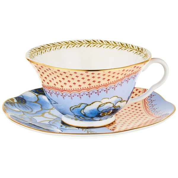 Xicara-e-Pires-Elegancia-e-Sofisticacao-em-Sua-Mesa-com-Imagem-0